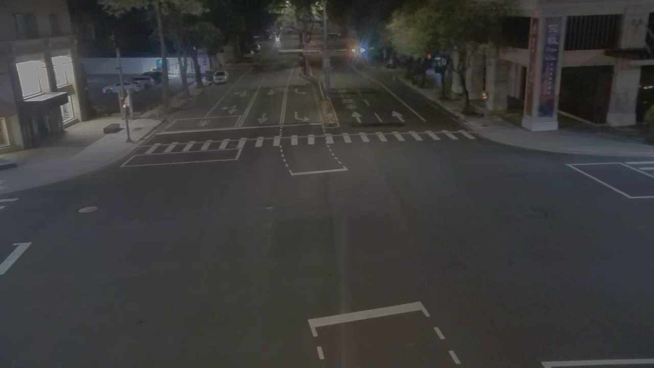 五權西路/美村路(右側車流往南屯交流道)