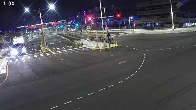 市政路/工業區一路(右側車流往安和路方向)