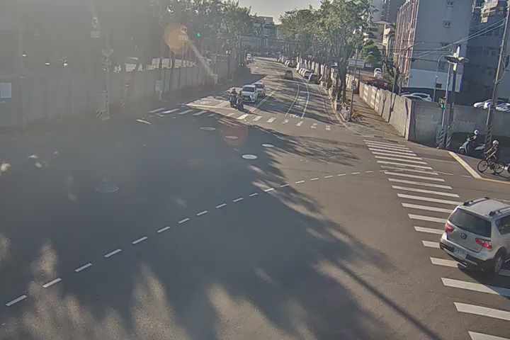 太平中山路/大興路(右側車流往祥順路方向)