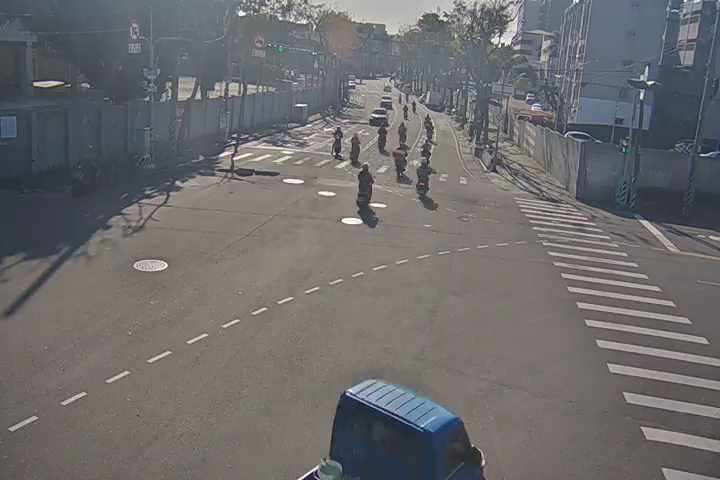 太平中山路/大興路(右側車流往祥順路方向)