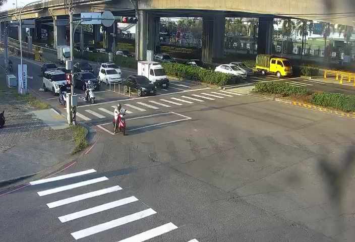 環中路東側/五權西路(車流往市政路)
