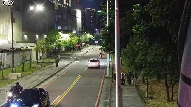 敦富東街/南興北一路(右側車流往北屯總站)