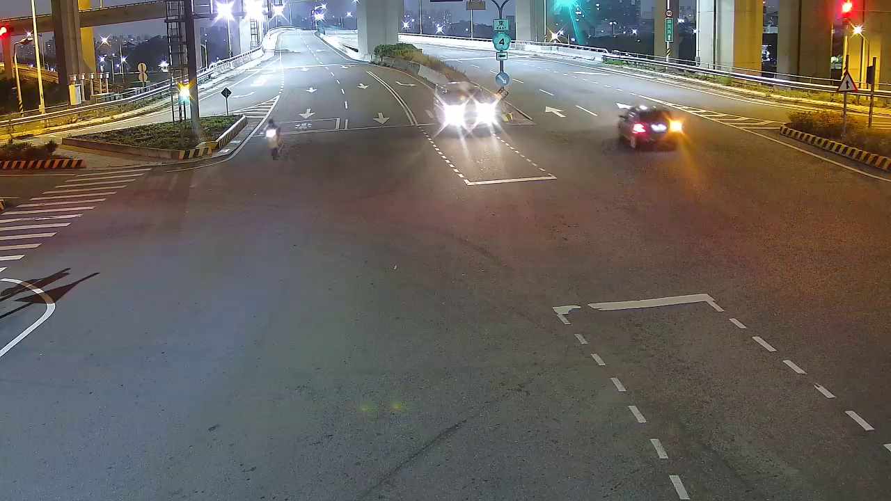 潭子聯絡道/國4匝道口(右側車流往福貴路)