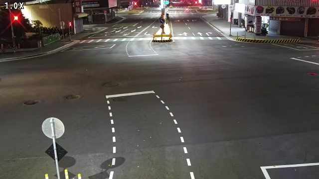 忠明南路/復興路(右側車流往中投公路)