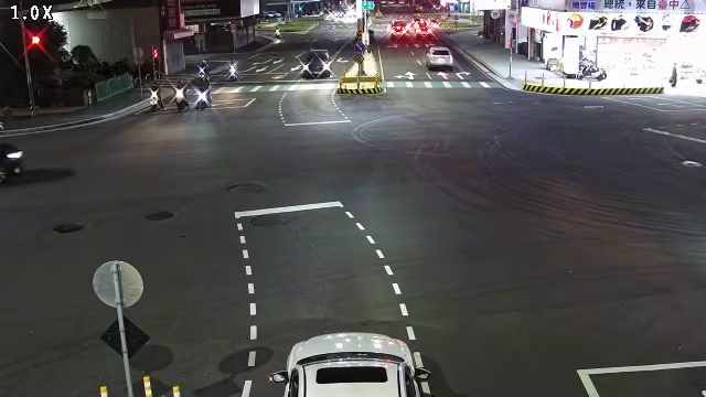 忠明南路/復興路(右側車流往中投公路)