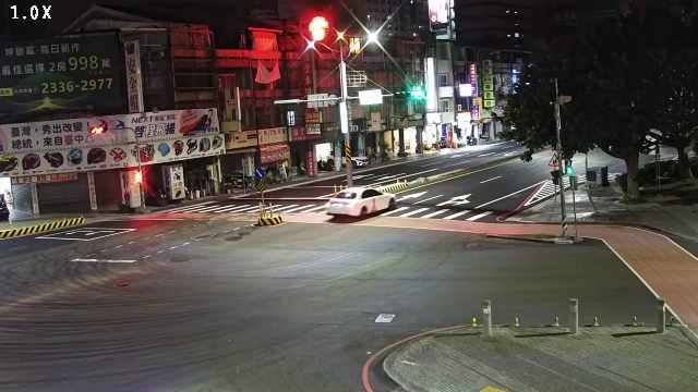 忠明南路/復興路(右側車流往中投公路)
