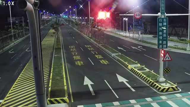 市政路/安和路(右側車流往工業區一路)