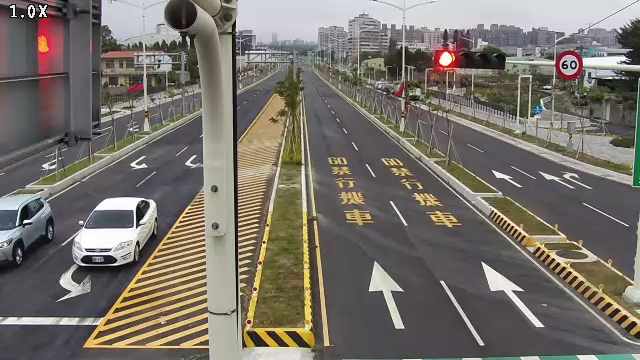 市政路/安和路(右側車流往工業區一路)