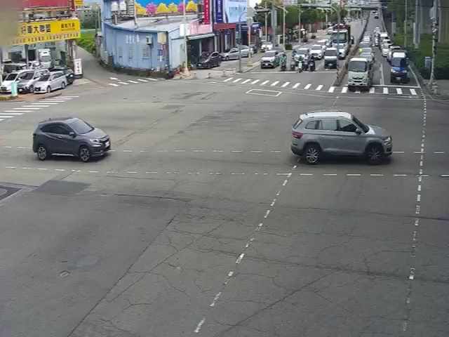 環中路/崇德路(車流往中清路)