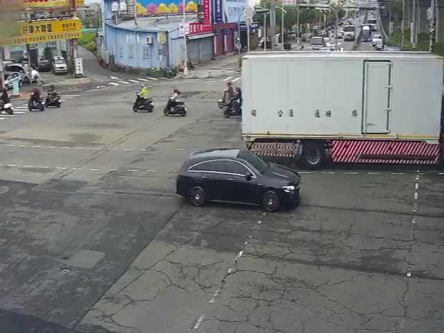 環中路/崇德路(車流往中清路)