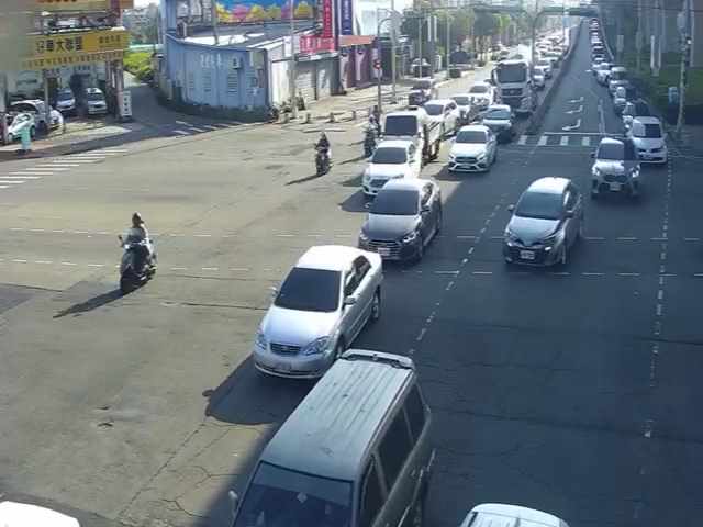 環中路/崇德路(車流往中清路)