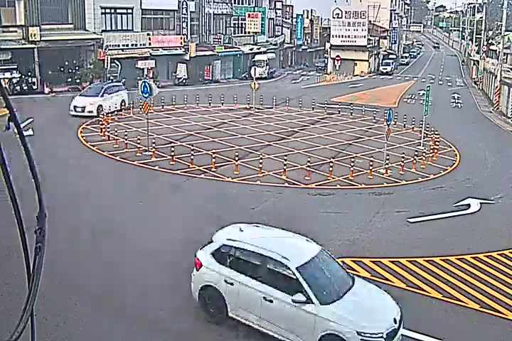 新社中興嶺圓環