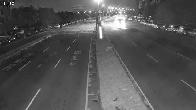 向上路六段(右側車流往環中路)