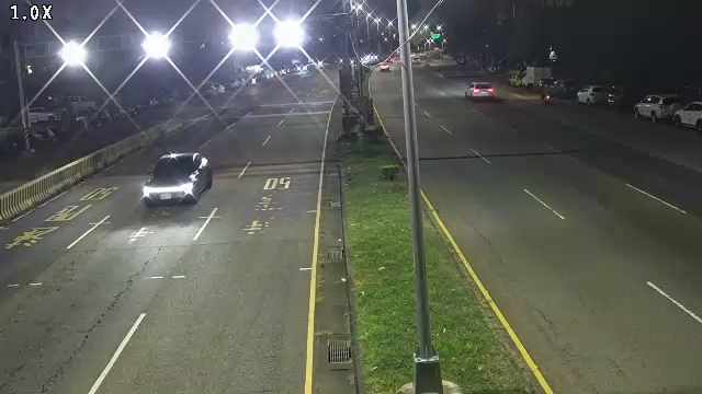 向上路六段 (右側車流往環中路)