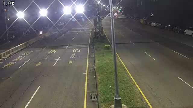 向上路六段 (右側車流往環中路)
