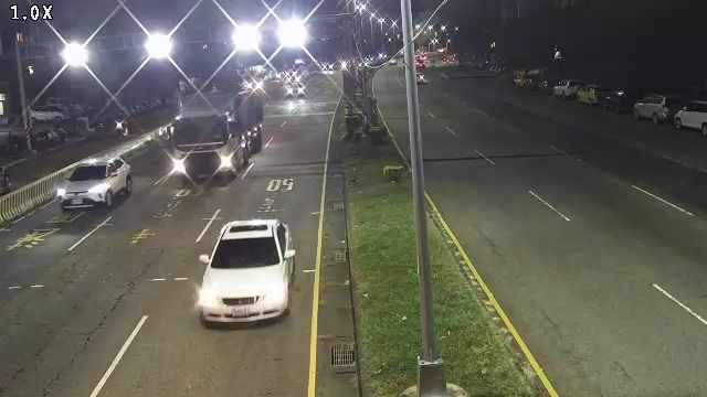 向上路六段 (右側車流往環中路)